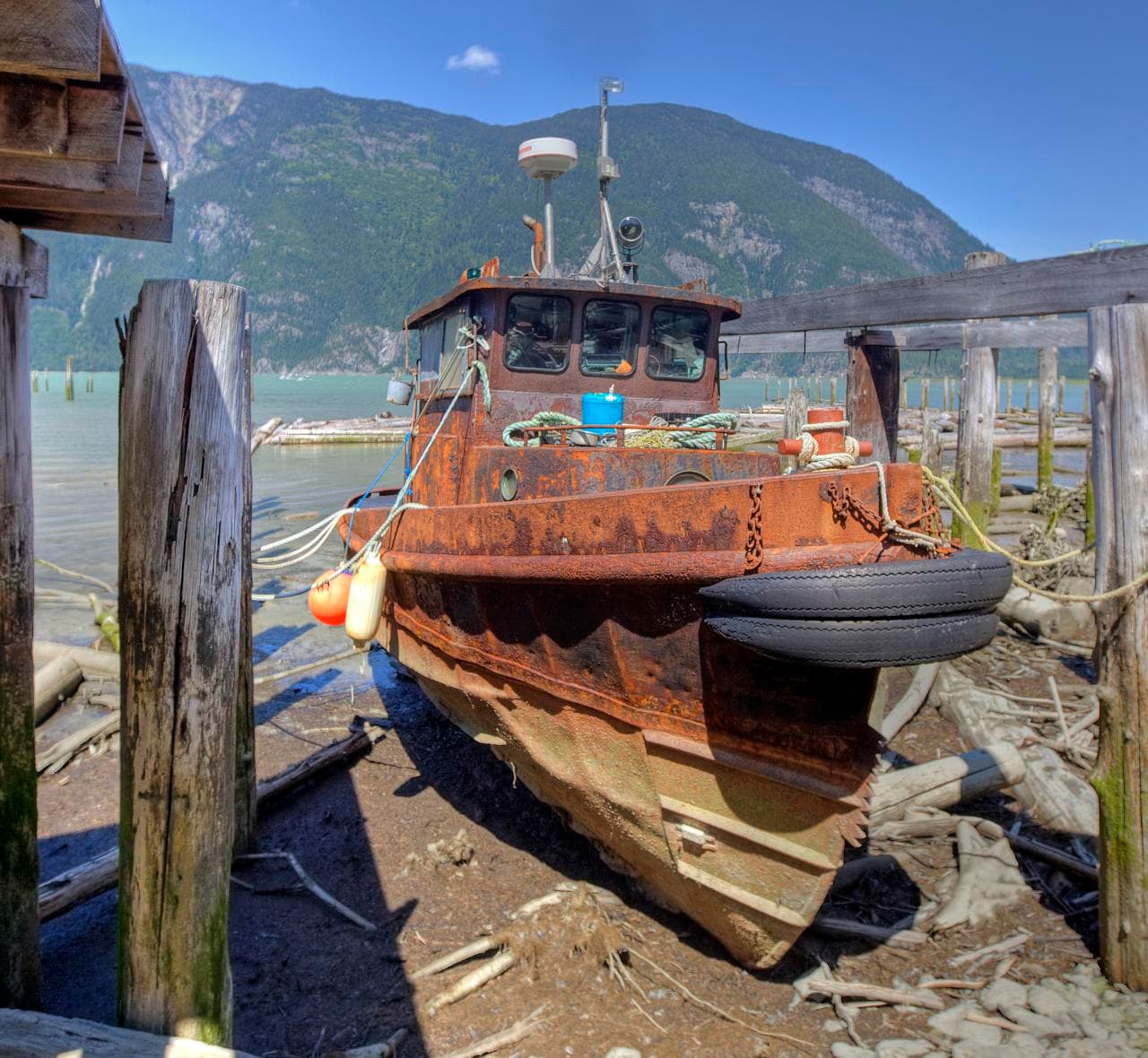 Bella coola, bc (3680157707).jpg