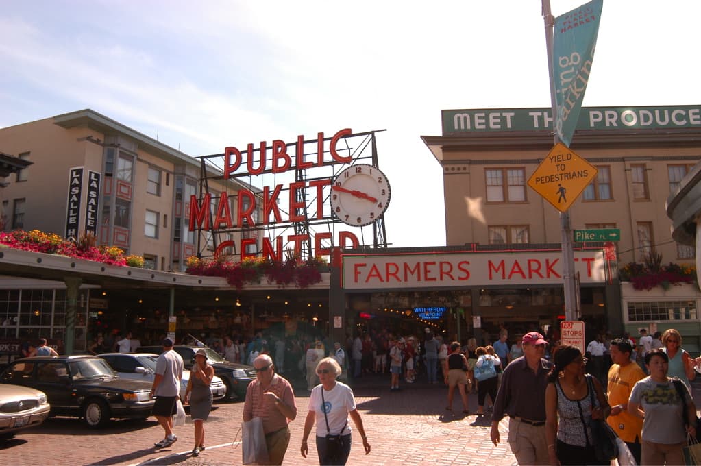 Pike-place-market.jpg