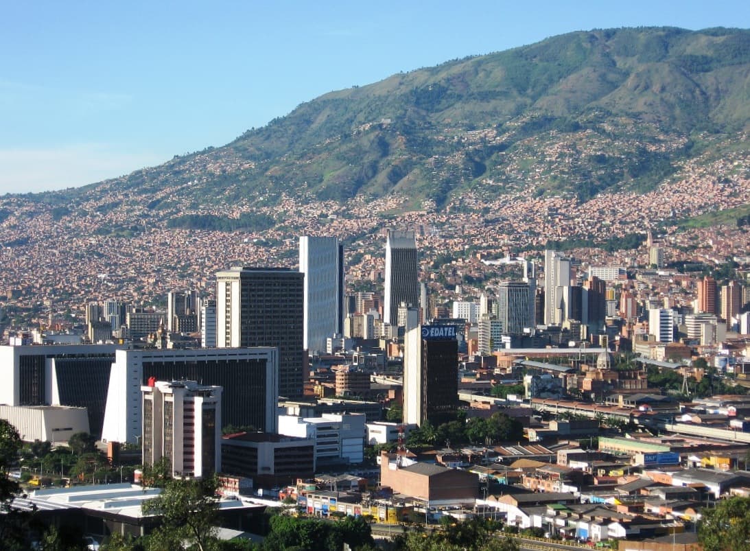 Panoramica Centro De Medellin.jpg