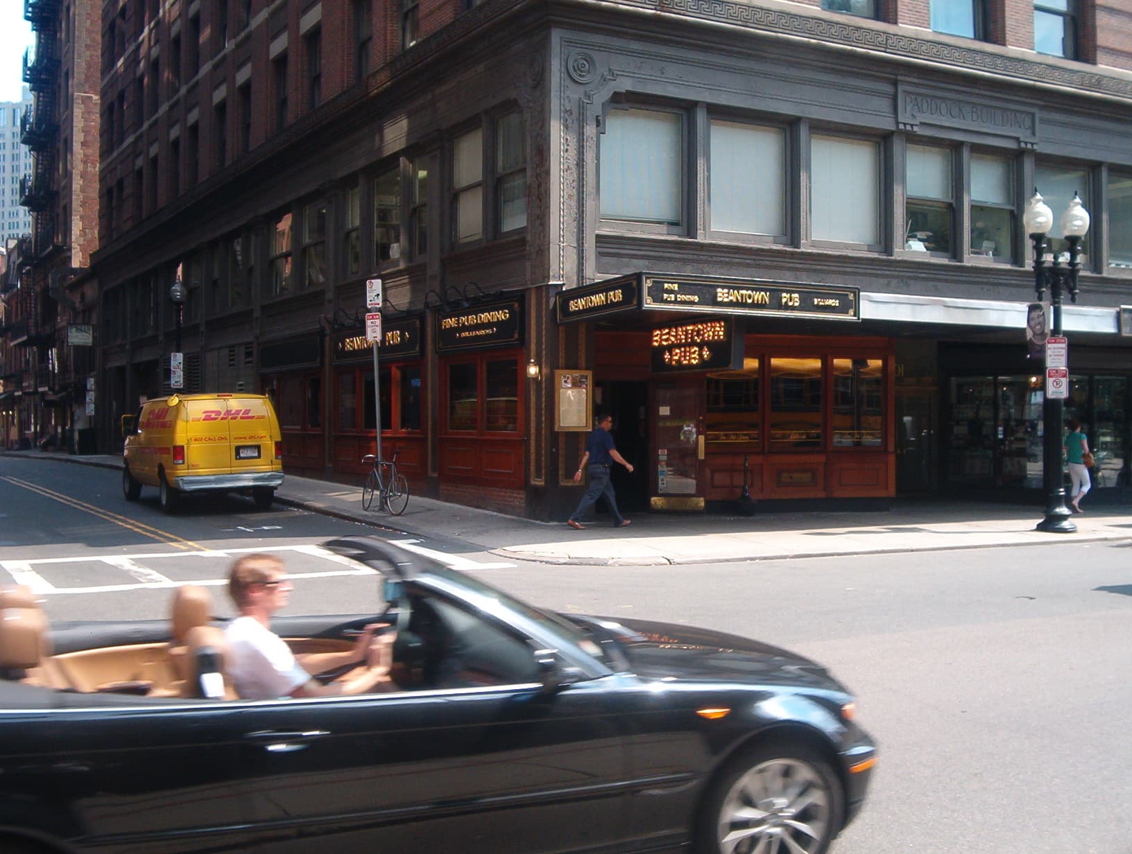 Beantown Pub, Boston - August 2006.jpg