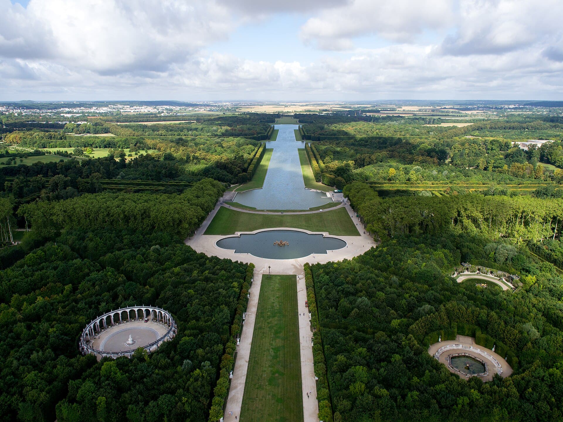 Vue aérienne du domaine de Versailles par ToucanWings - Creative Commons By Sa 3.0 - 113.jpg