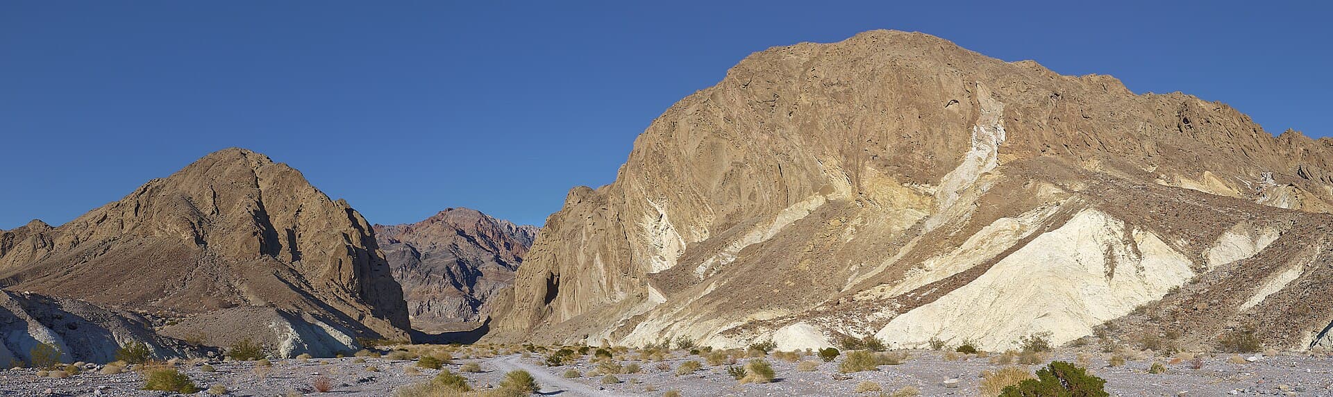 Hole-in-the-Wall - Death Valley.jpg