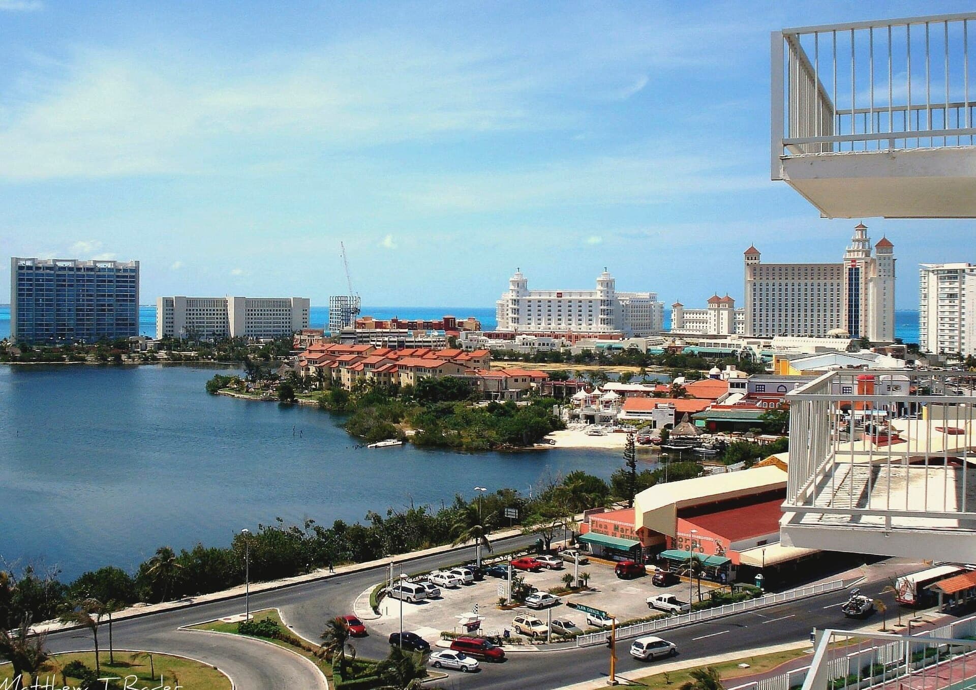 Hotel Zone in Cancun, Mexico.jpg