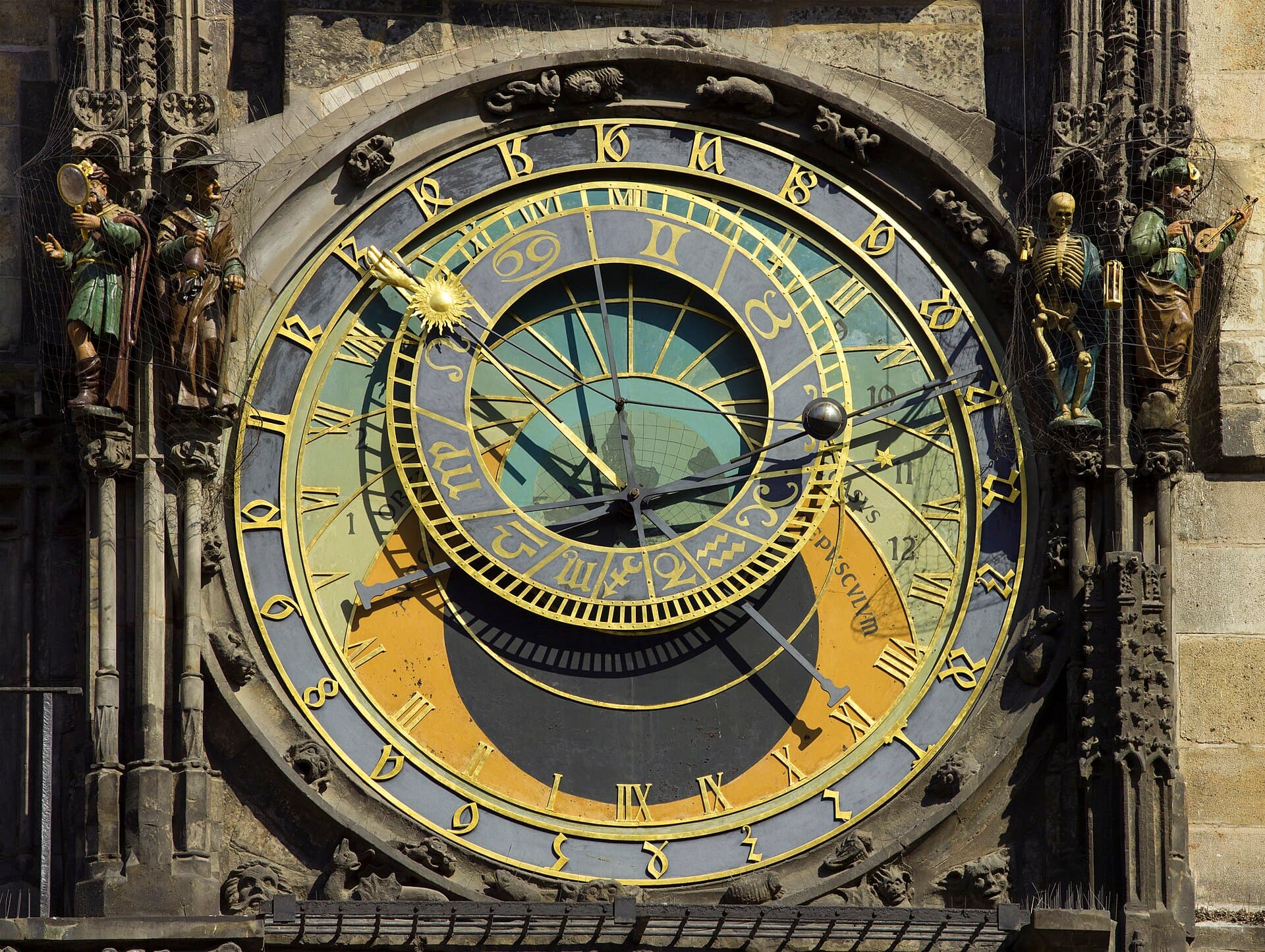 Czech-2013-Prague-Astronomical clock face.jpg