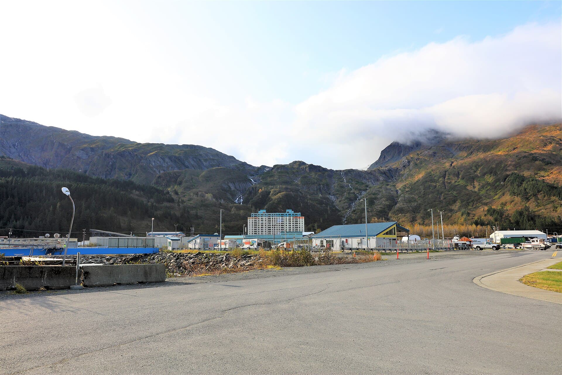Whittier, Alaska ENBLA02.jpg