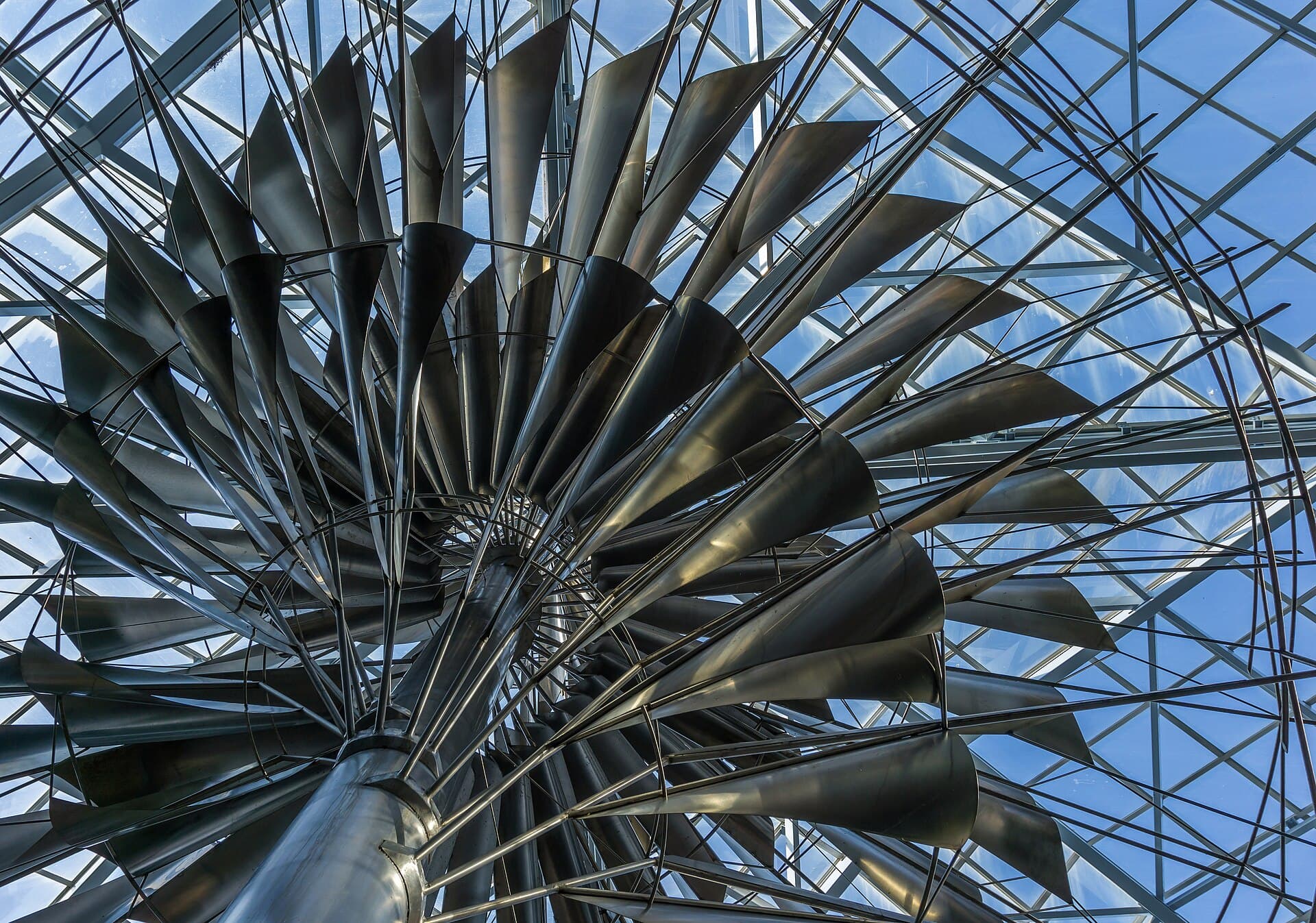 Dynamic Mobile Steel Sculpture, Victoria, British Columbia, Canada 01.jpg