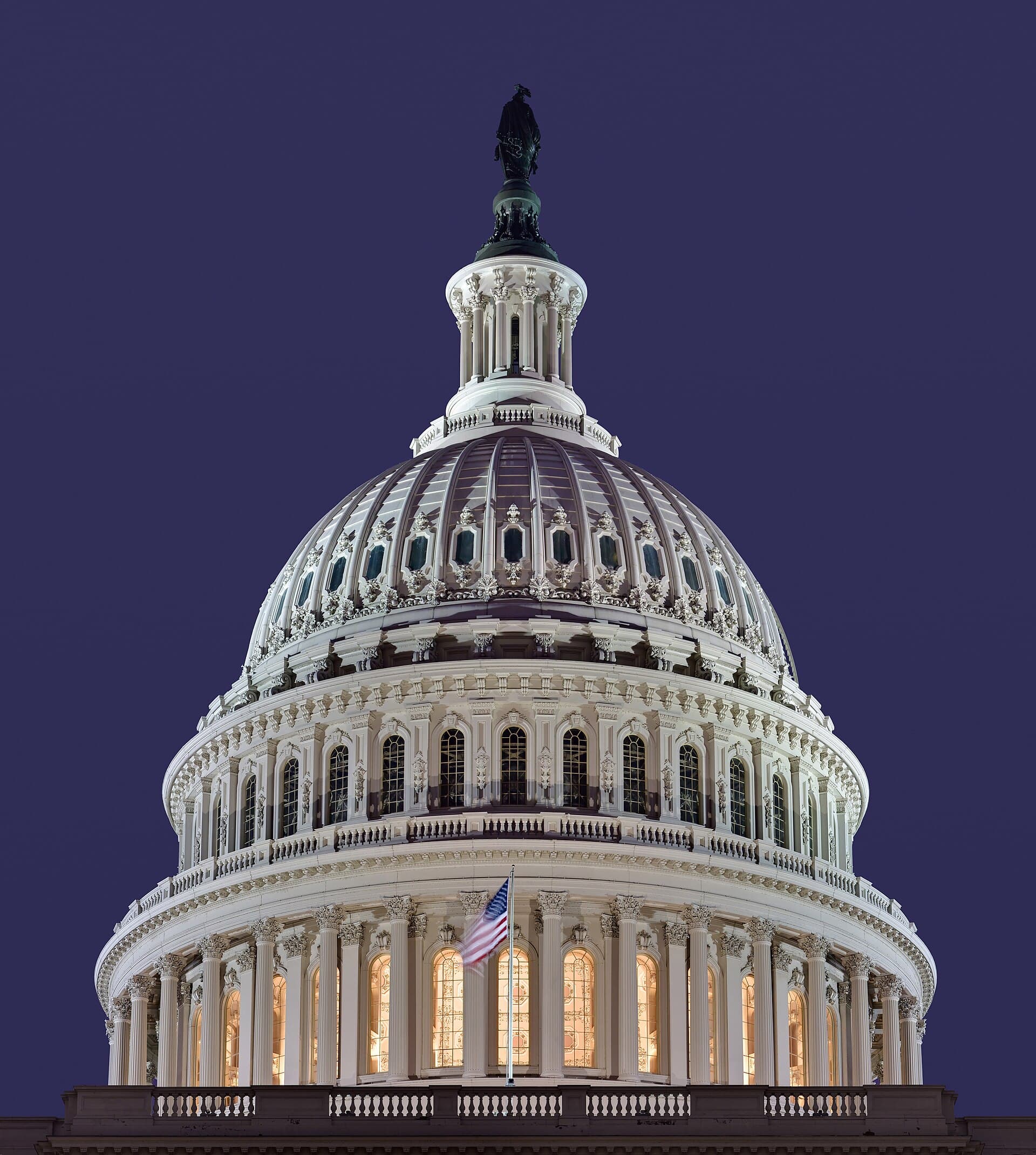 US Capitol dome Jan 2006.jpg