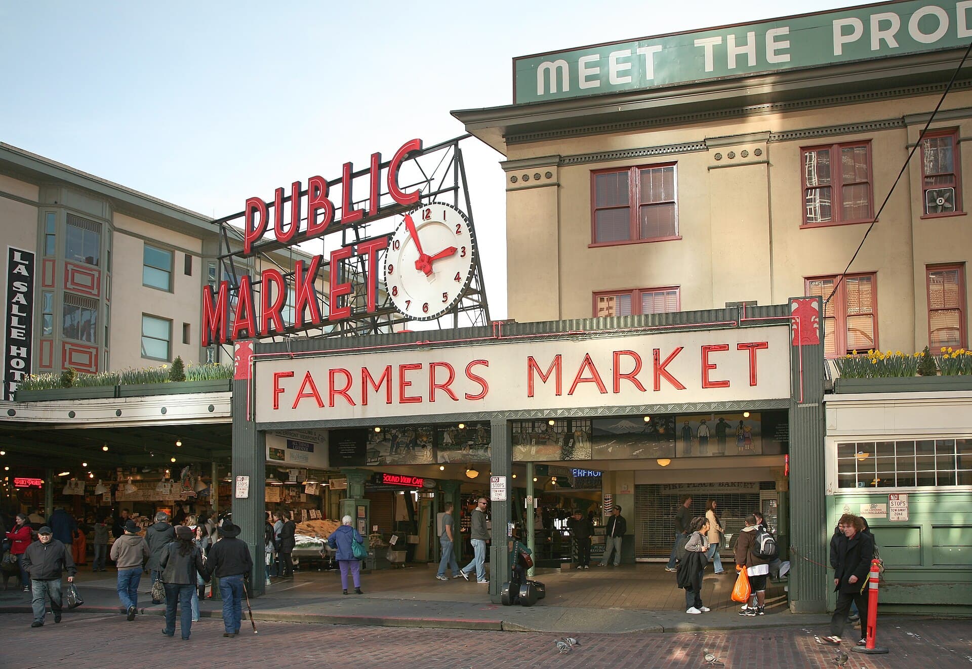 Pike Place Market Seattle.jpg