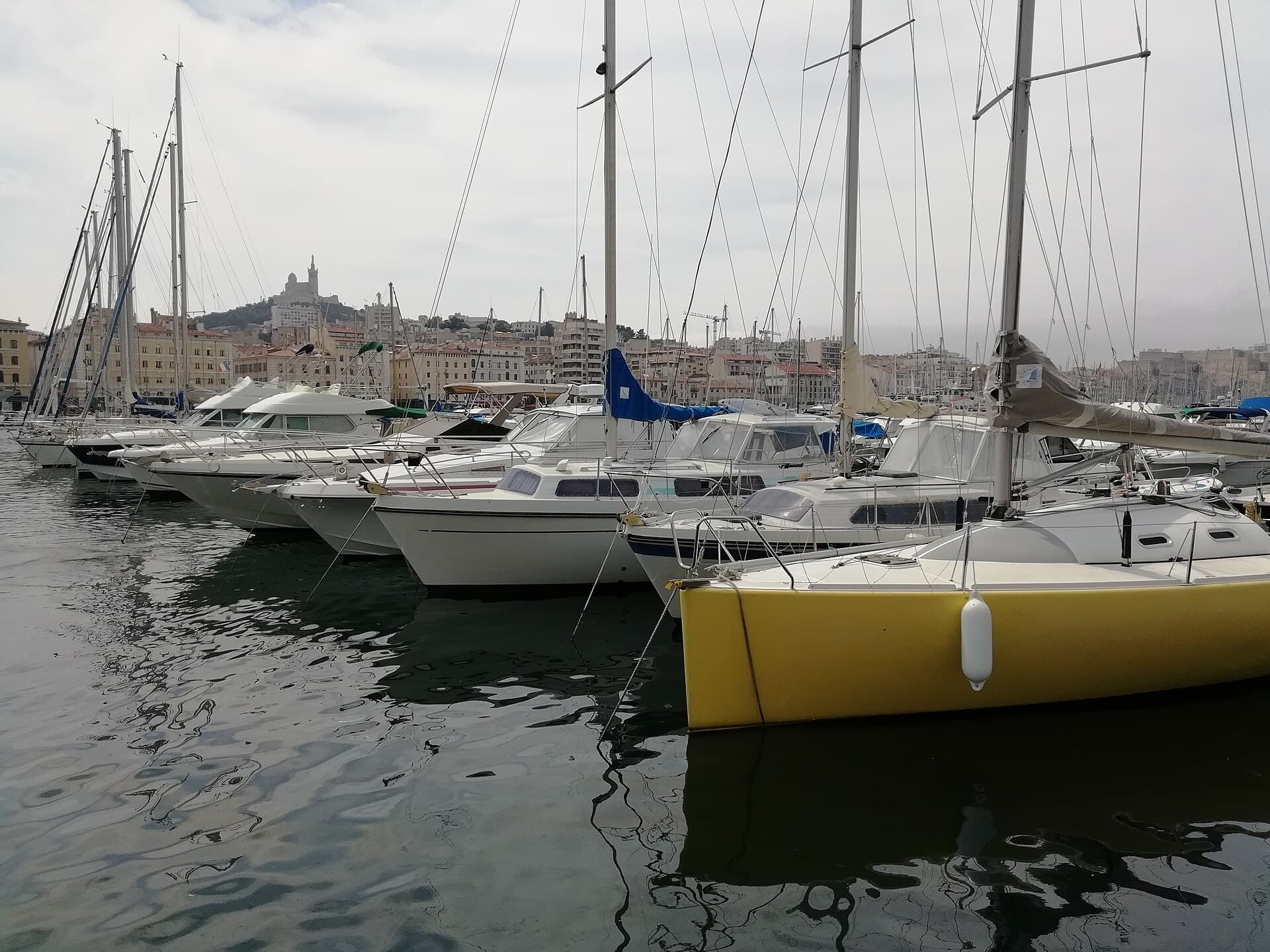 Vieux Port de Marseille 01.jpg