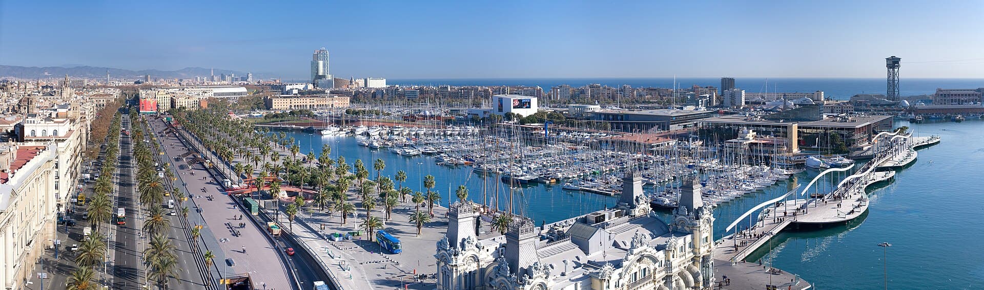 Port Vell, Barcelona, Spain - Jan 2007.jpg