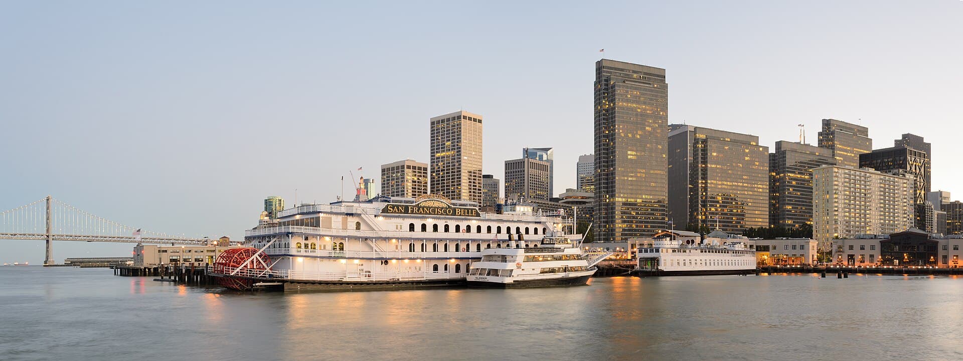 San Francisco from Pier 7 September 2013 panorama edit.jpg