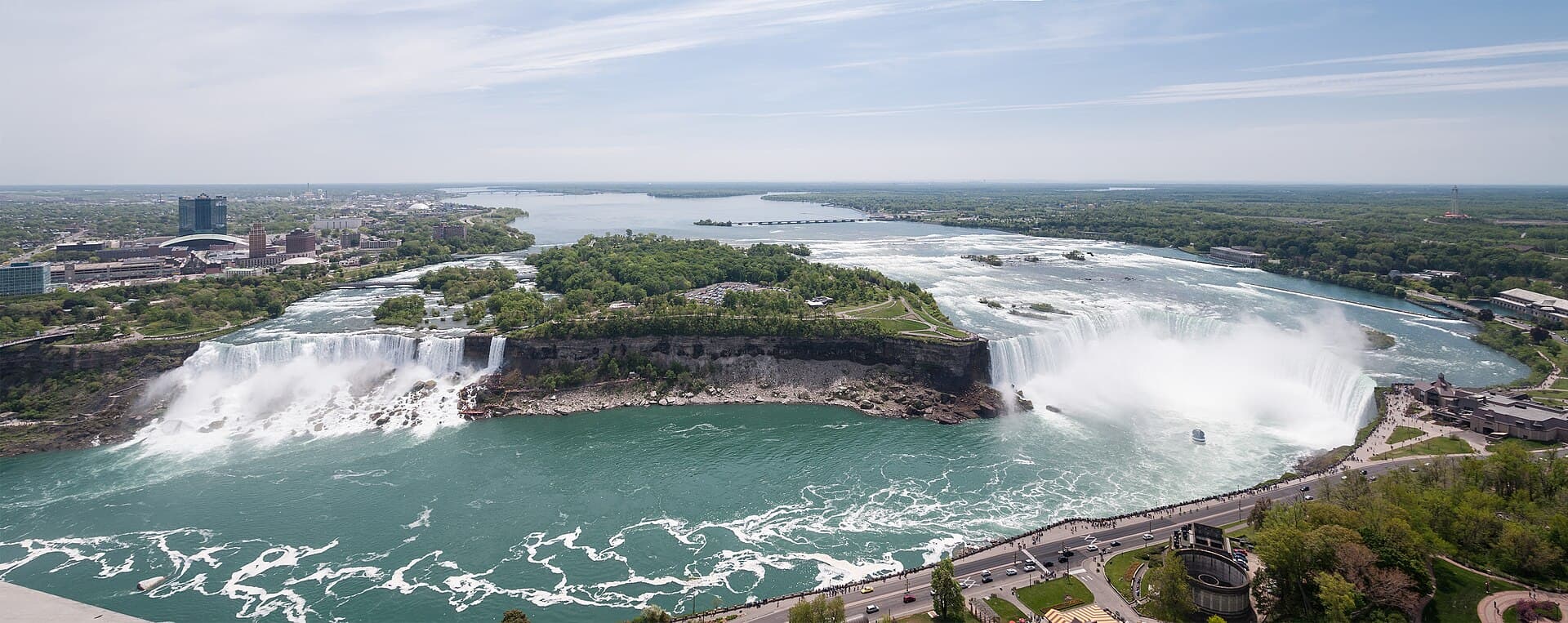 Niagara Falls - ON - Niagarafälle.jpg