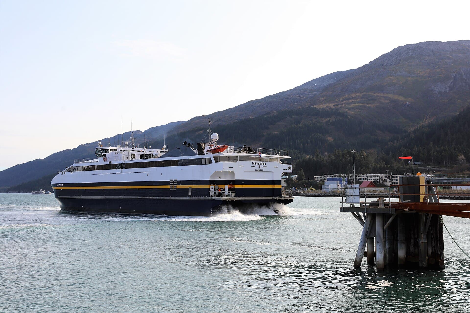 Whittier, Alaska ENBLA04.jpg