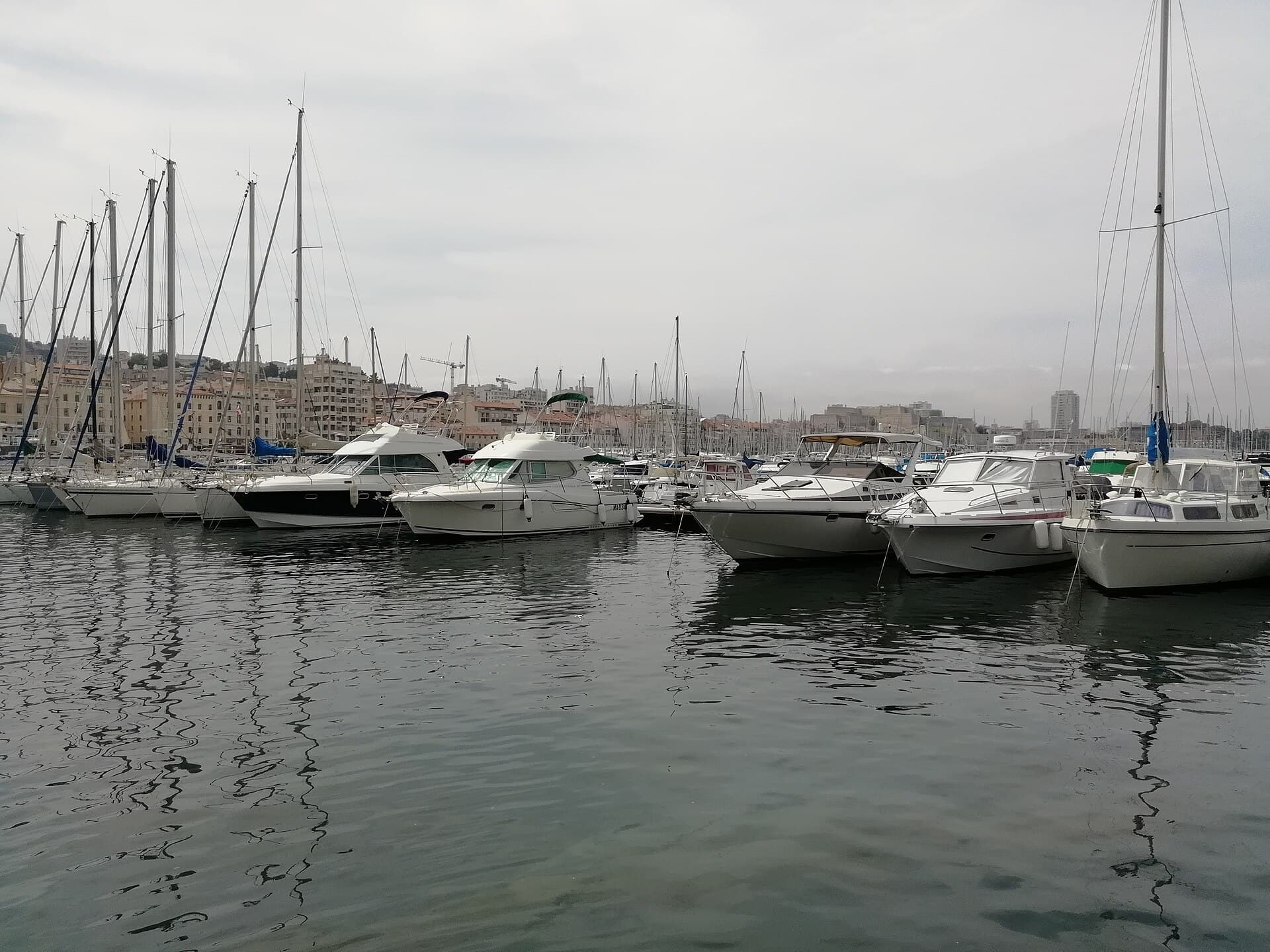 Vieux Port de Marseille 02.jpg