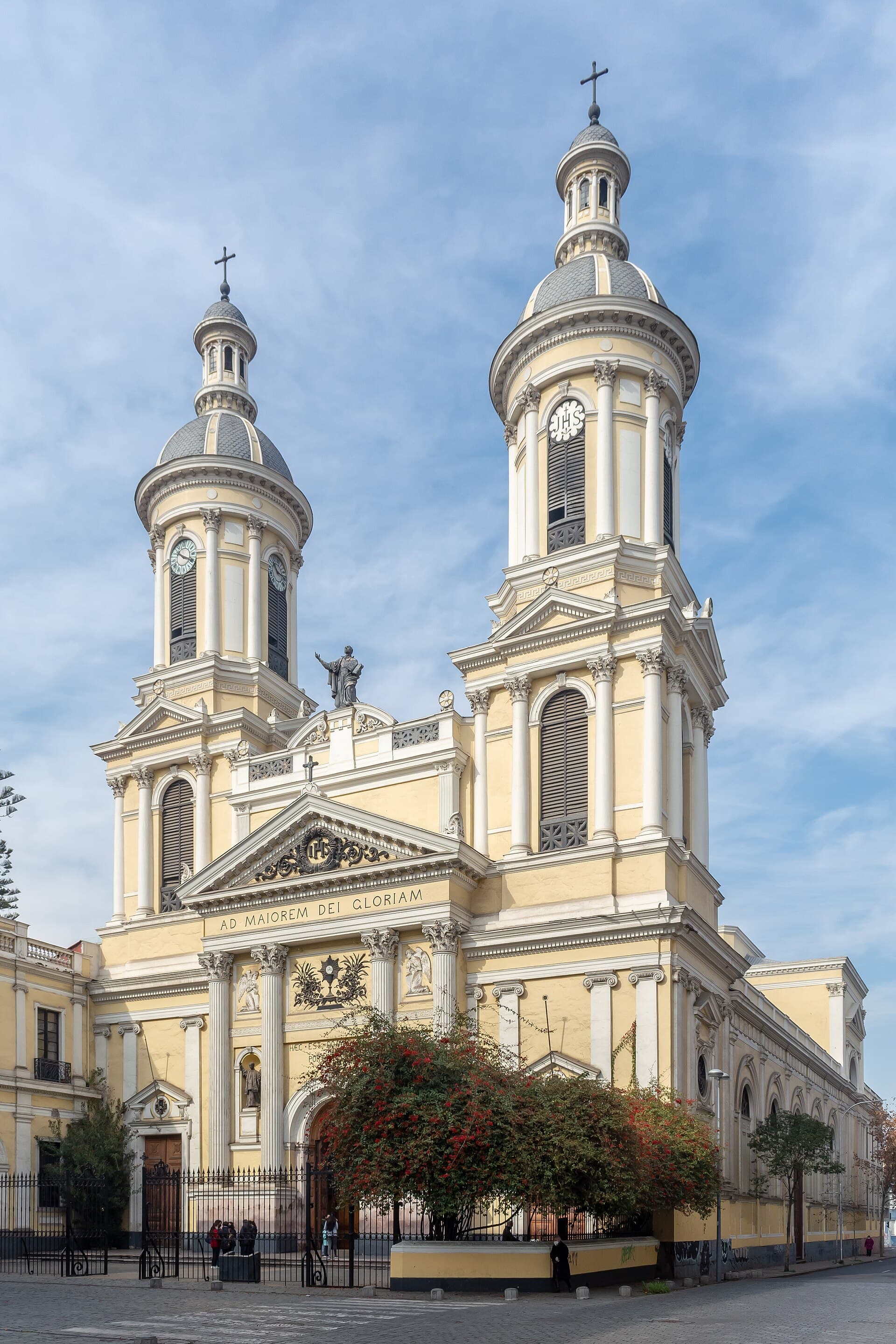 Iglesia de San Ignacio, Santiago 20220626.jpg