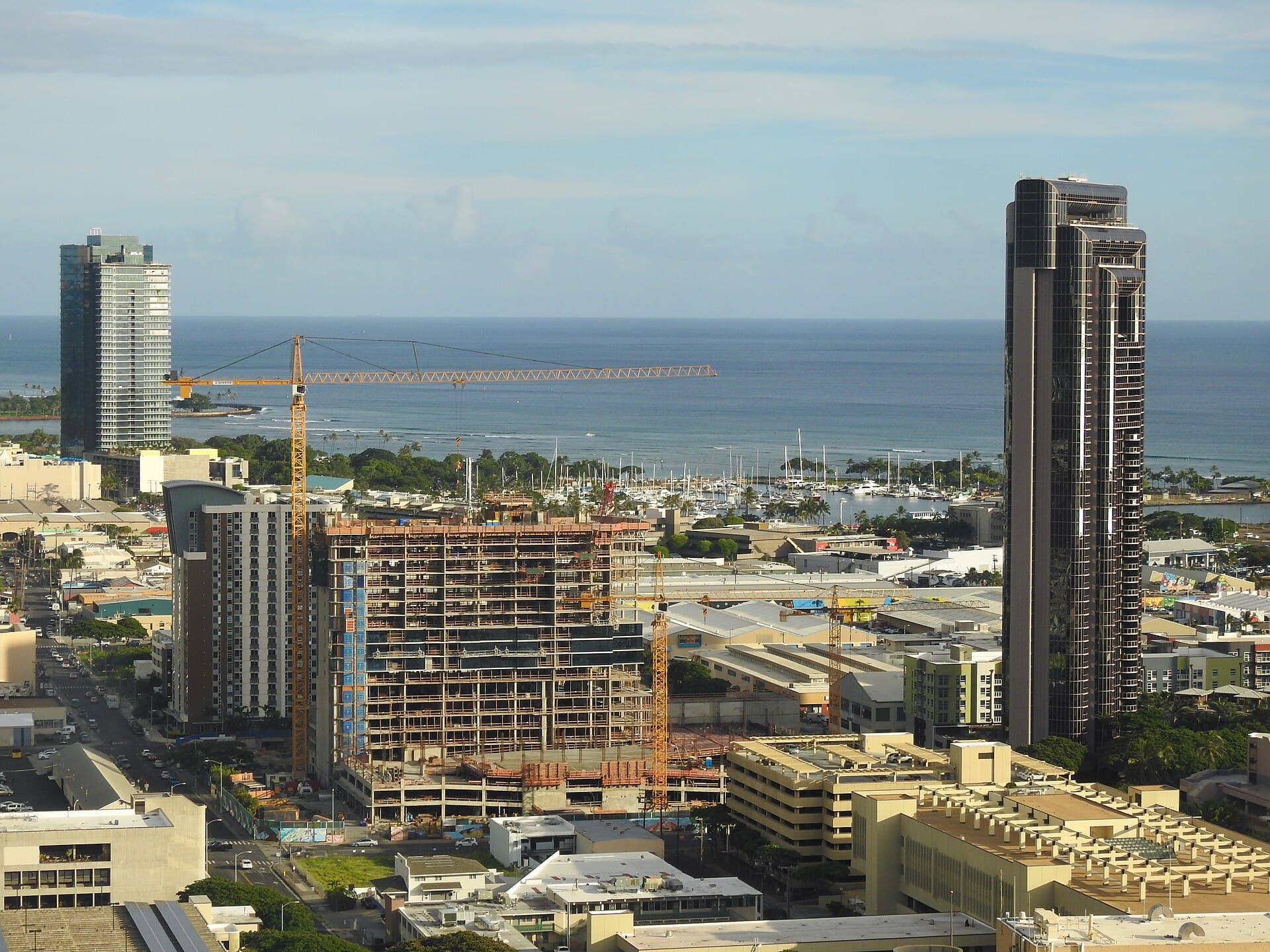 Construction of Keauhou Place, Honolulu, Hawaii.jpg