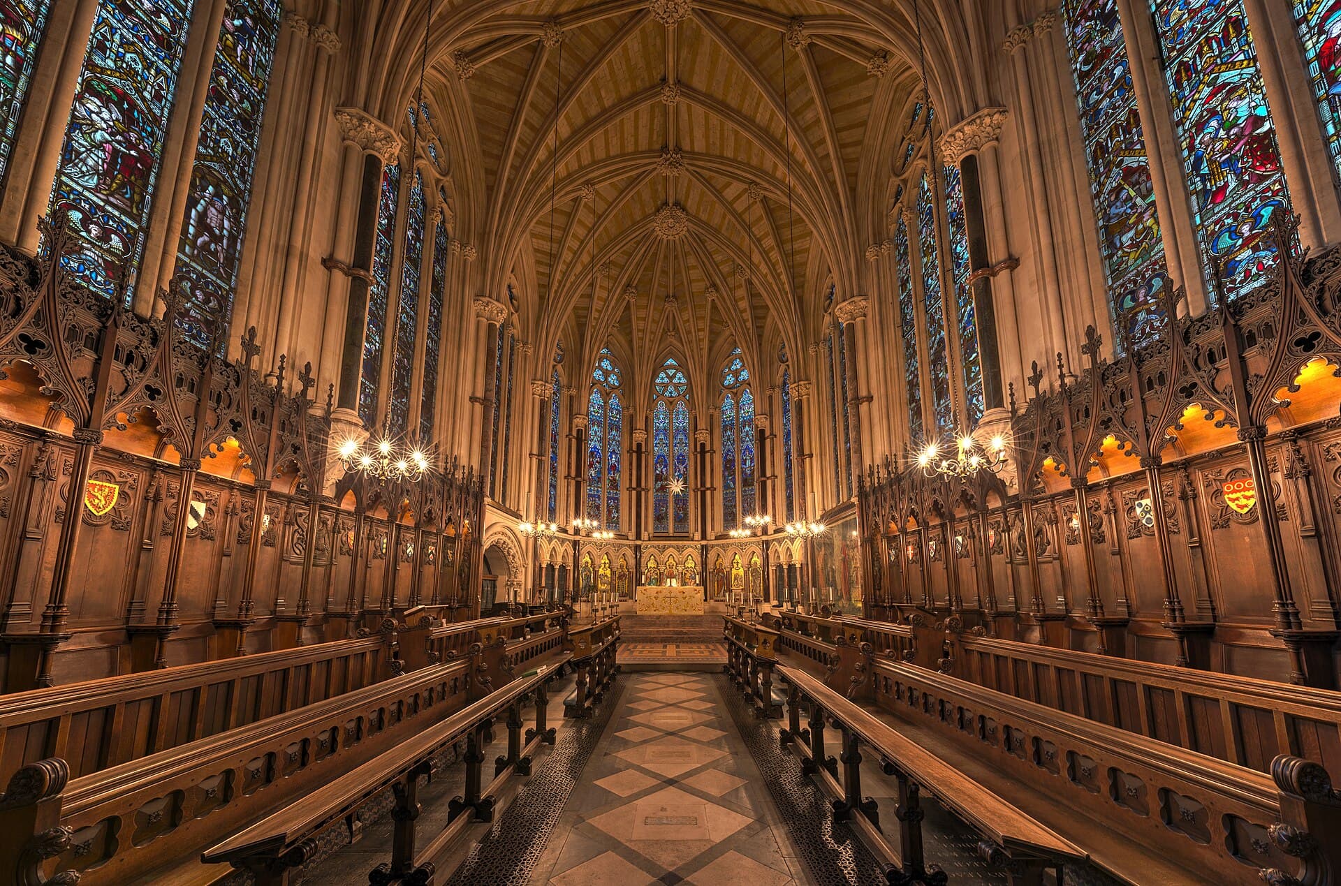 Exeter College Chapel, Oxford - Diliff.jpg