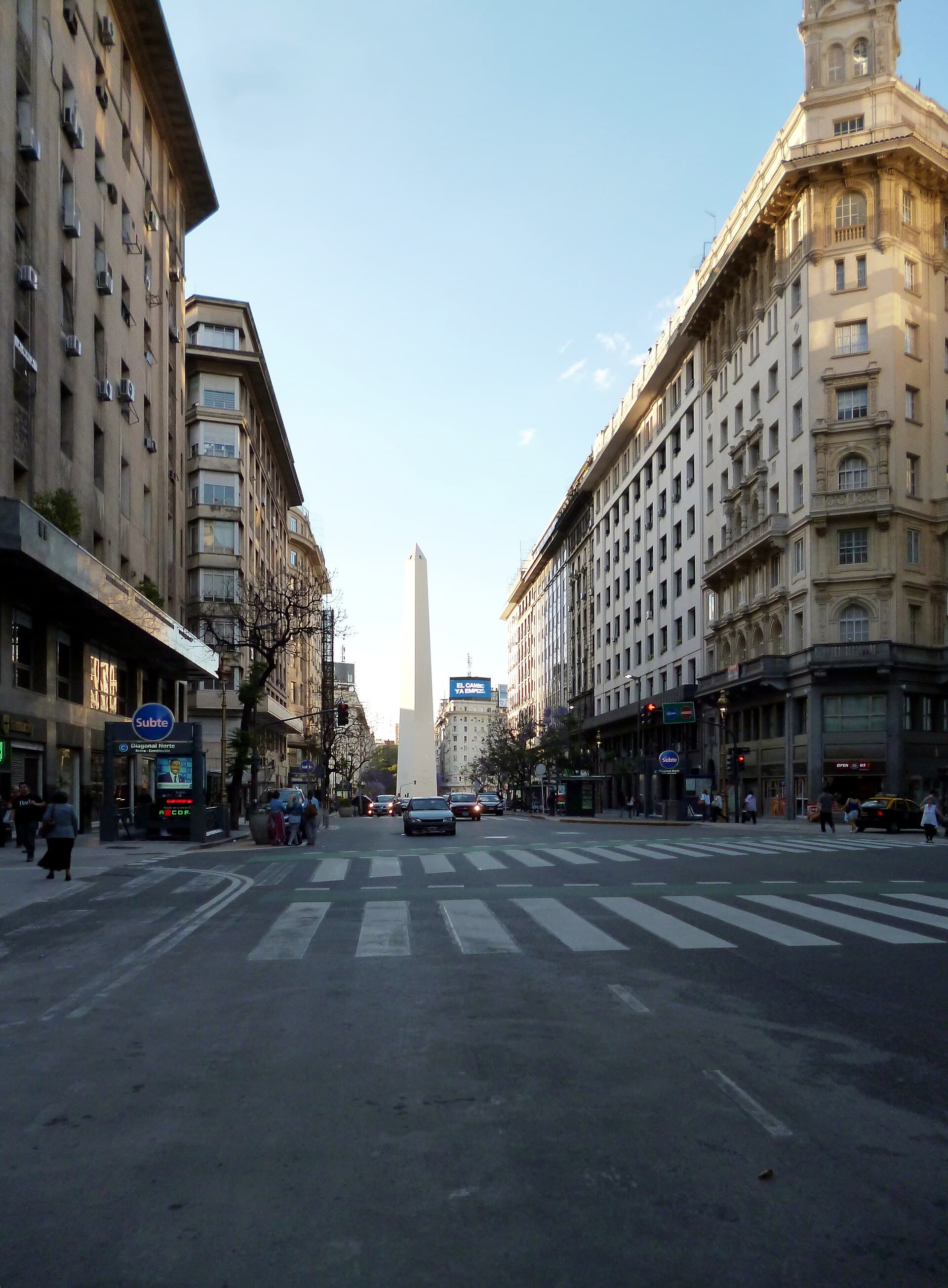Obelisco de Buenos Aires (1), AA 2014.jpg